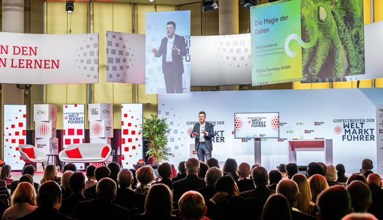 Niels Strohkirch beim Gipfeltreffen der Weltmarktführer 2025: Die Magie der Daten